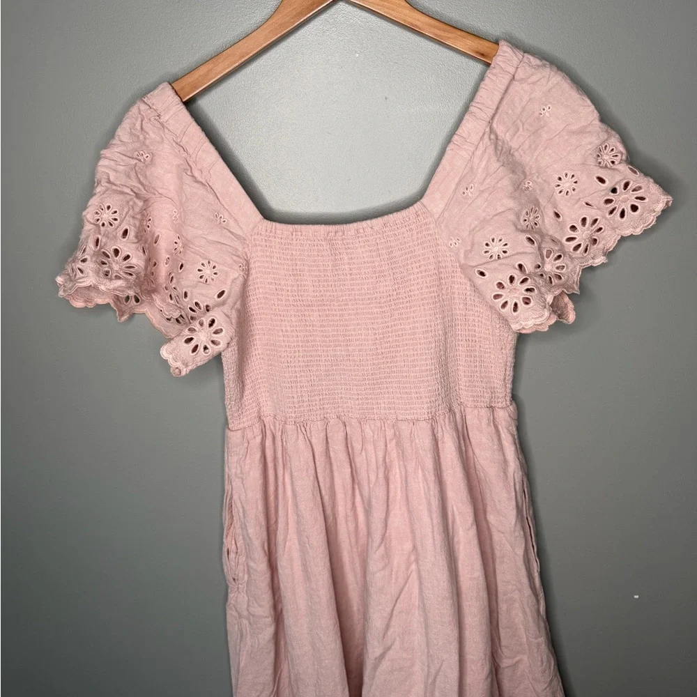 Madewell Linen-Blend Eyelet-Sleeve Lucie Smocked Midi Dress - Wisteria Dove - Picture 9 of 13